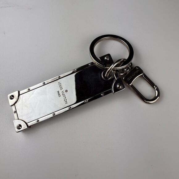 💎✨Authentic Louis Vuitton Porte Cles Malprism Keyring - Picture 3 of 3